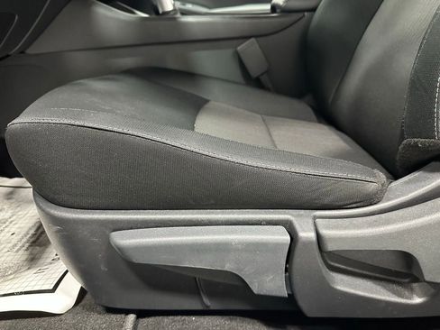 Used 2025 Nissan Sentra SV image 12