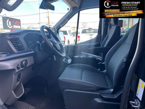 Used 2023 Ford Transit 350 XLT image 12