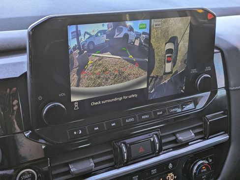 Certified 2022 Nissan Pathfinder SL image 18