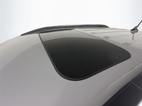 Used 2019 Ford EcoSport SE image 14