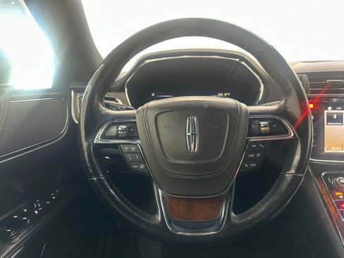 Used 2017 Lincoln Continental Reserve w/ Technology Package image 20