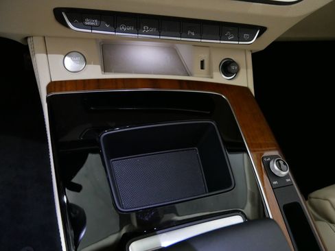 Used 2022 Audi Q5 2.0T Premium Plus AWD/4WD image 29