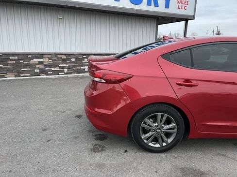 Used 2018 Hyundai Elantra SEL image 12