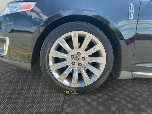 Used 2011 Lincoln MKS FWD image 14