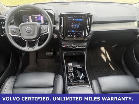 Certified 2023 Volvo XC40 B4 Plus w/ Protection Package Premier image 11
