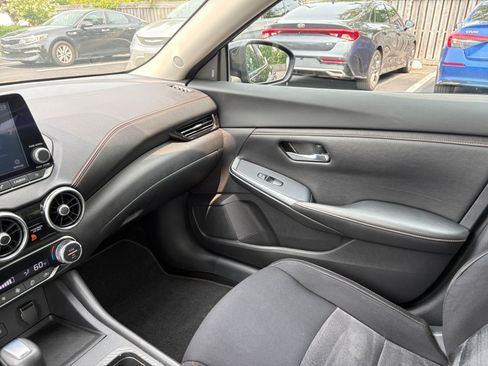 Used 2020 Nissan Sentra SR w/ Electronics Package FWD image 29