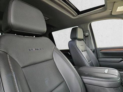 Used 2024 GMC Sierra 2500 Denali w/ Denali Reserve Package AWD/4WD image 26