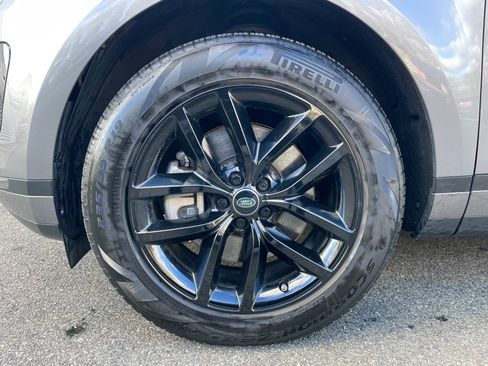 Certified 2024 Land Rover Range Rover Evoque S image 9