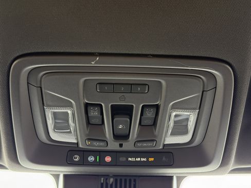 New 2026 GMC Sierra 3500 SLT w/ SLT Premium Package image 30