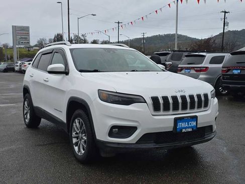 Used 2021 Jeep Cherokee Latitude Plus image 7