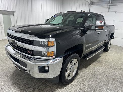 Used 2017 Chevrolet Silverado 2500 LTZ w/ Vortec Plus Package image 5