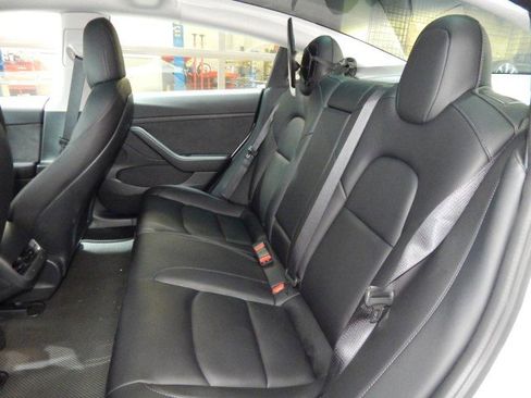 Used 2022 Tesla Model 3 Long Range image 30