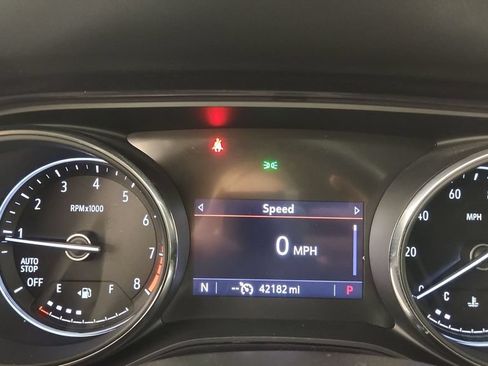 Used 2021 Buick Encore GX Select FWD image 11
