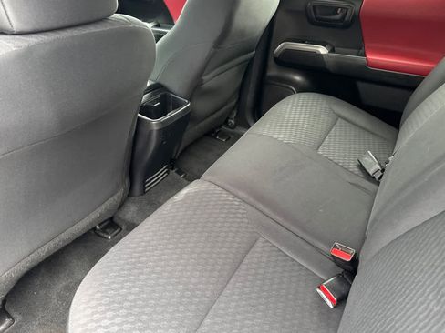 Used 2022 Toyota Tacoma 4x4 Double Cab image 13