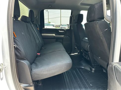 Used 2024 GMC Sierra 3500 Pro w/ Convenience Package image 37