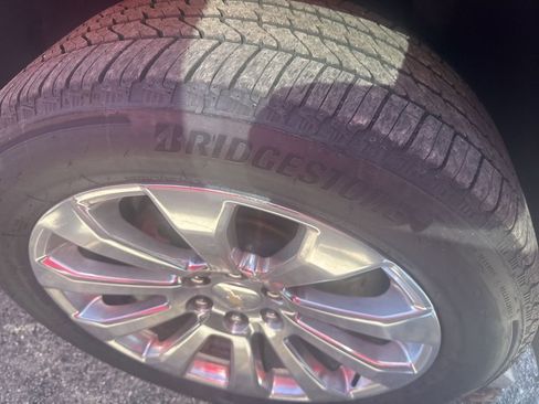 Used 2022 Chevrolet Tahoe Premier w/ Max Trailering Package image 7