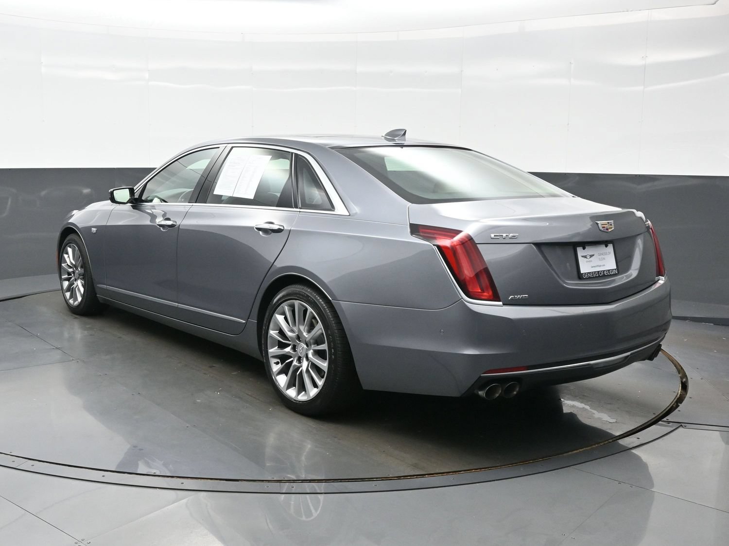 Used 2018 Cadillac CT6 Luxury AWD/4WD image 4
