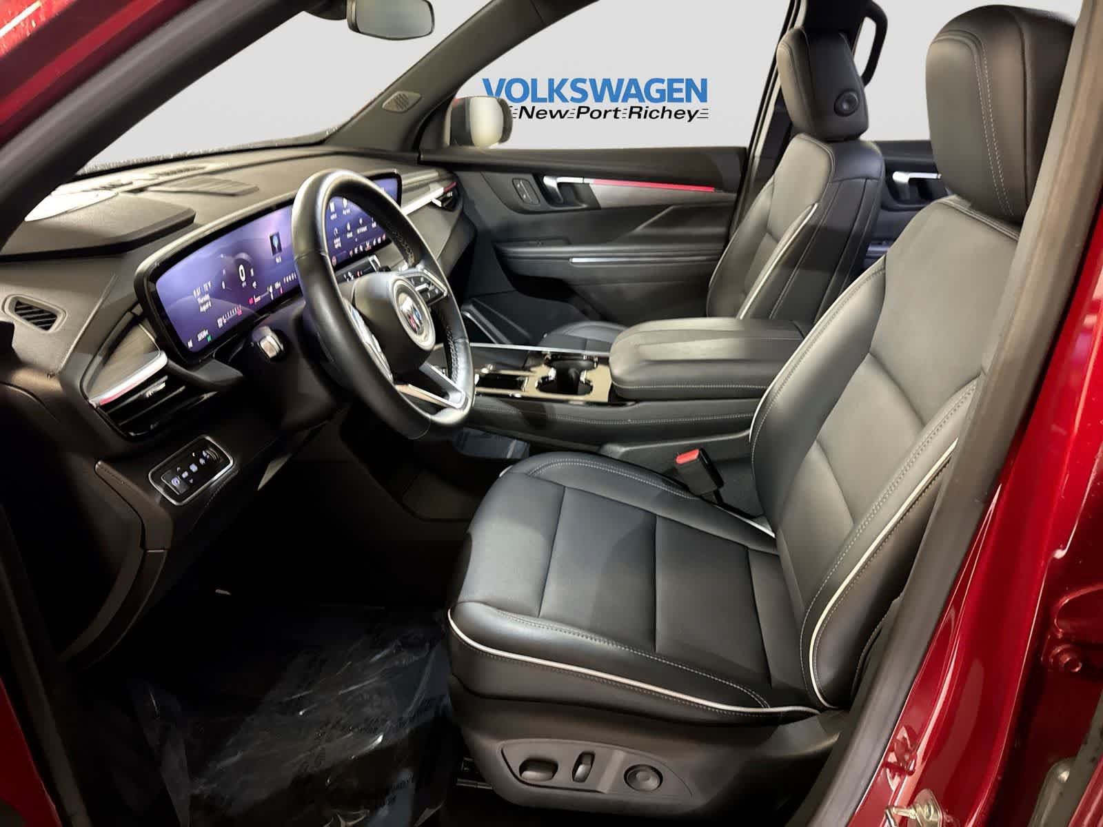 Used 2025 Buick Enclave Preferred FWD image 23