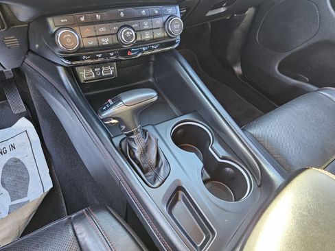 Used 2024 Dodge Durango GT image 24