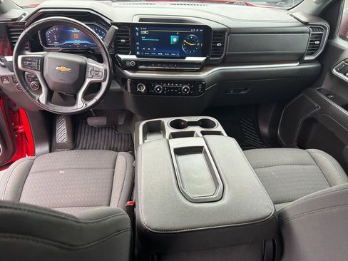 Used 2022 Chevrolet Silverado 1500 LT image 15