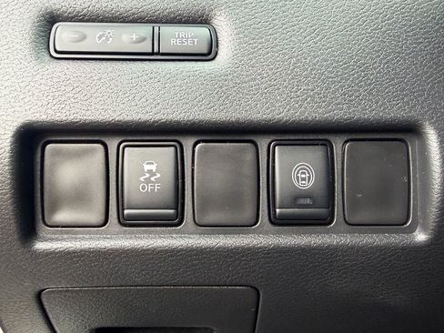 Certified 2022 Nissan Murano S FWD image 16