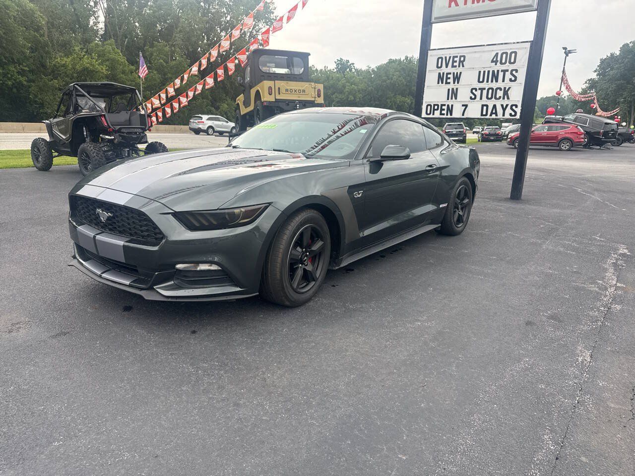 Used 2016 Ford Mustang Coupe RWD image 5