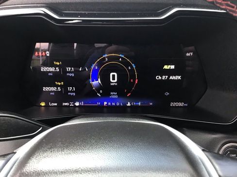 Used 2024 Chevrolet Colorado Z71 w/ Z71 Convenience Package 2 AWD/4WD image 20