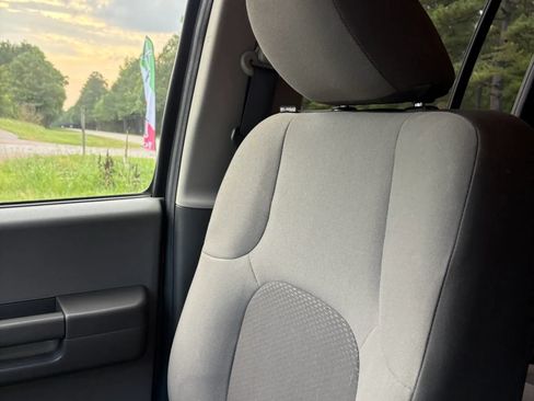 Used 2014 Nissan Xterra S AWD/4WD image 16