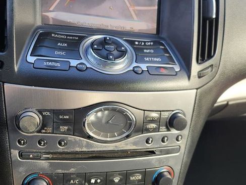 Used 2013 INFINITI G37 x w/ Premium Pkg image 19