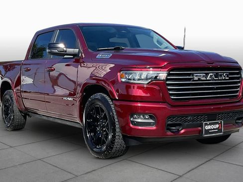 Used 2025 RAM 1500 Laramie w/ Laramie Southwest Edition AWD/4WD image 3
