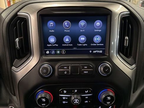 Used 2021 Chevrolet Silverado 1500 LT w/ Z71 Off-Road Package AWD/4WD image 14