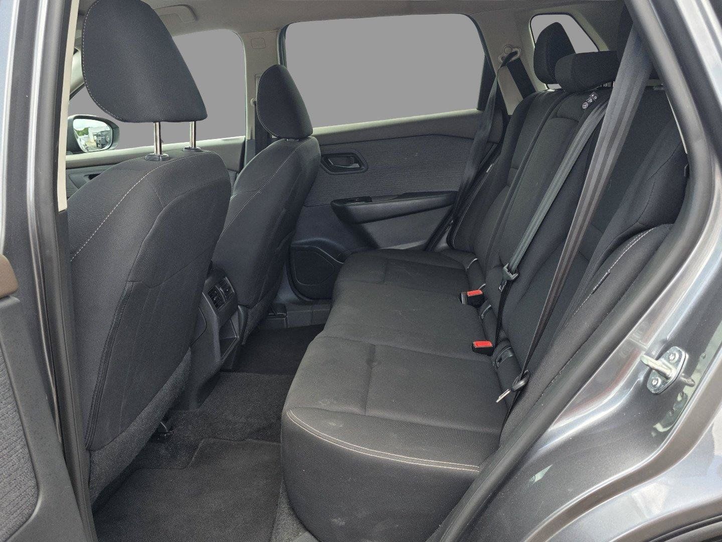 Used 2023 Nissan Rogue S FWD image 25