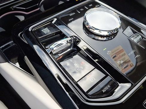 New 2026 BMW 530i xDrive 530i xDrive w/ Executive Package image 13