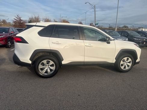 Used 2023 Toyota RAV4 LE image 9