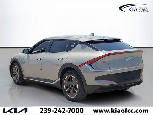 New 2026 Kia EV6 Light RWD image 4