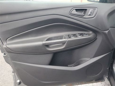 Used 2013 Ford Escape S image 10