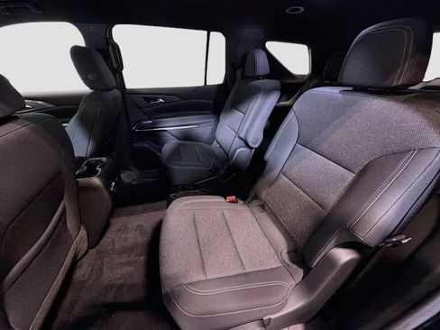 Used 2024 Chevrolet Traverse LT AWD/4WD image 25