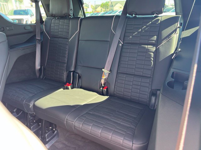 Certified 2025 Cadillac Escalade Sport Platinum AWD/4WD image 13