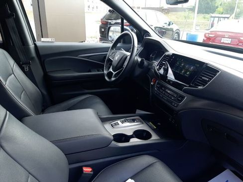 Used 2024 Honda Passport EX-L image 13