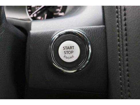 Used 2024 Nissan Armada SL w/ Midnight Edition Package image 29