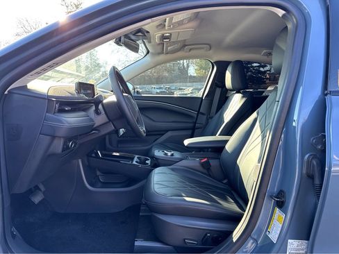 Used 2024 Ford Mustang Mach-E Select w/ Comfort Package Lite image 11