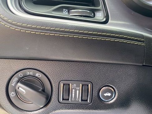 Used 2023 Dodge Challenger R/T Scat Pack image 30