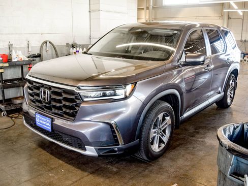 Used 2023 Honda Pilot EX-L image 13