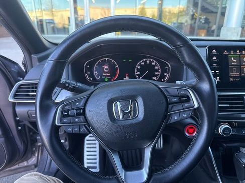 Used 2018 Honda Accord Sport image 5
