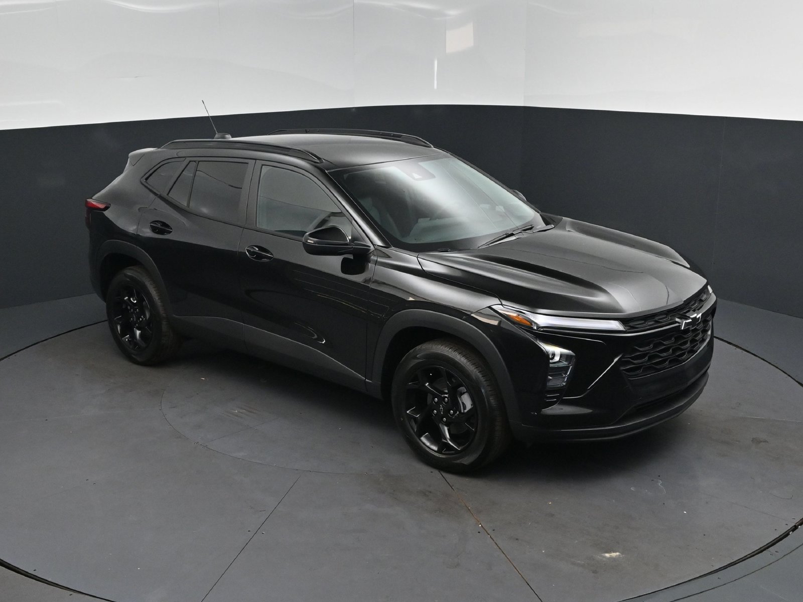 New 2026 Chevrolet Trax LT w/ Midnight Edition FWD image 35