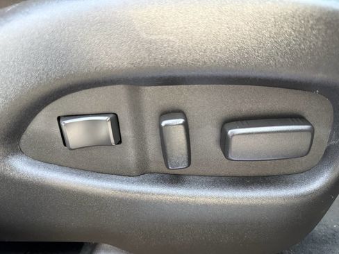 Used 2014 Cadillac SRX Luxury FWD image 29