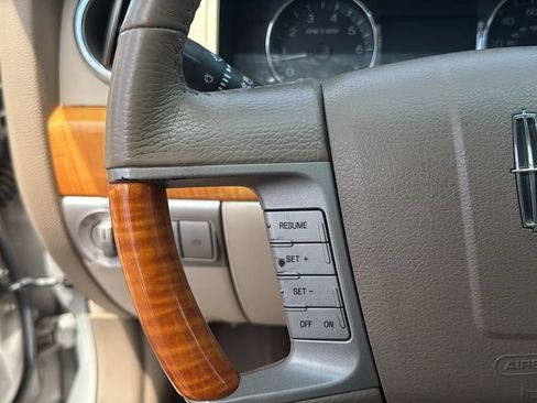 Used 2008 Lincoln MKZ FWD image 10