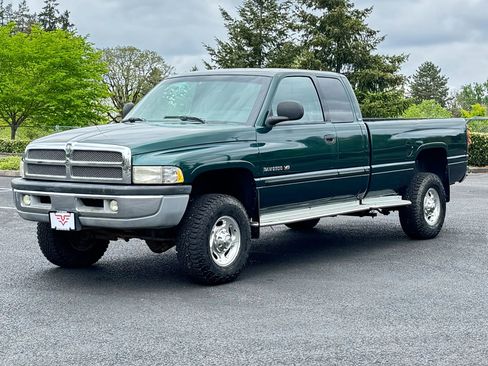 Used 2000 Dodge Ram 2500 Truck 4x4 Quad Cab image 2