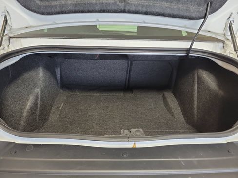 Used 2022 Dodge Challenger SXT RWD image 24