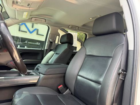 Used 2018 GMC Sierra 1500 SLT AWD/4WD image 16